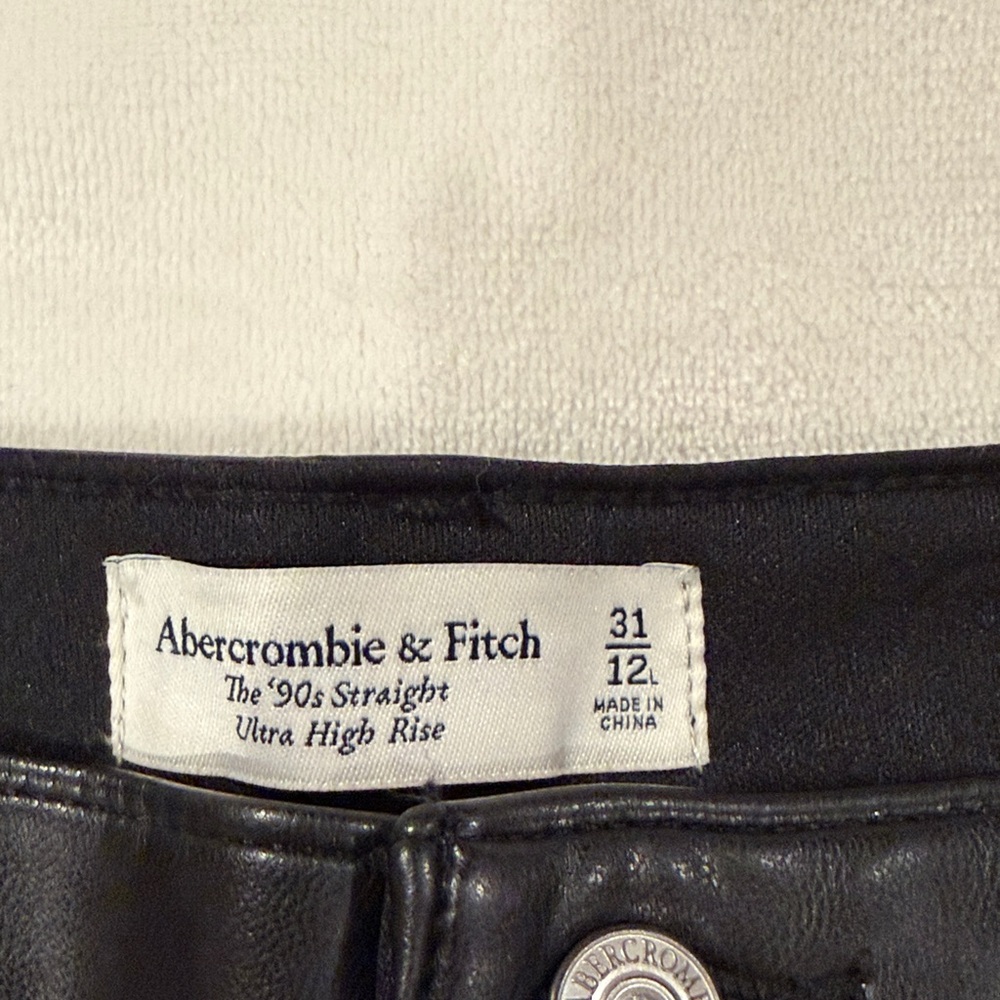 Abercrombie & Fitch Black Straight Leg Jeans with Leather Detail - Picture 3 of 3